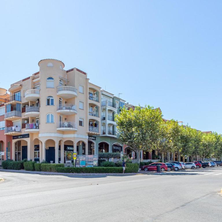 Apartamento acogedor con piscina, internet y aire acondicionado en Empuriabrava - HISP-288-41 - Apartamento - 3