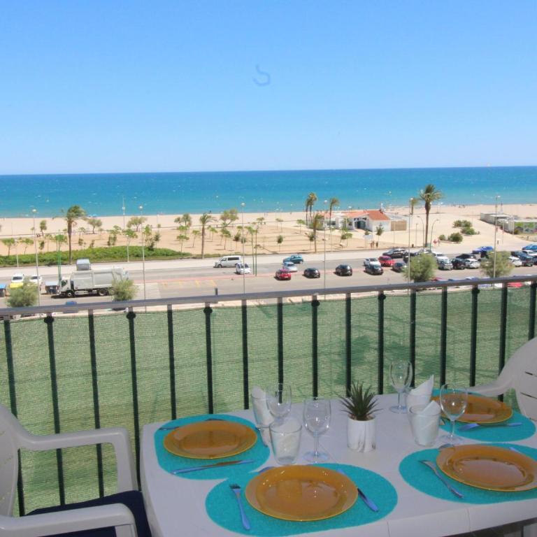 Estudio cómodo a 20m de la playa con terraza - HISP-288-56 - Estudio - 1