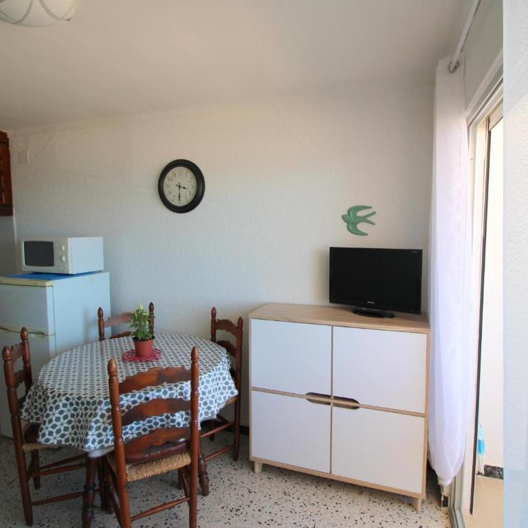 Estudio cómodo a 20m de la playa con terraza - HISP-288-56 - Estudio - 16