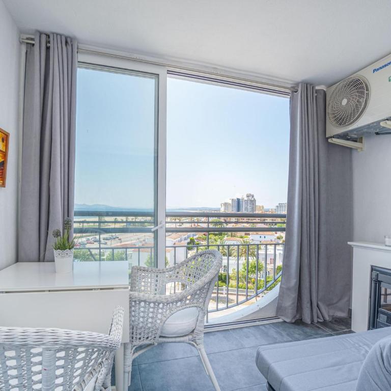 Estudio moderno frente al mar con aire acondicionado en Empuriabrava - HISP-288-63 - Estudio - 5