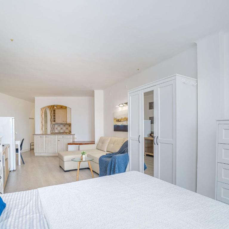 Estudio moderno frente al mar con aire acondicionado en Empuriabrava - HISP-288-63 - Estudio - 13