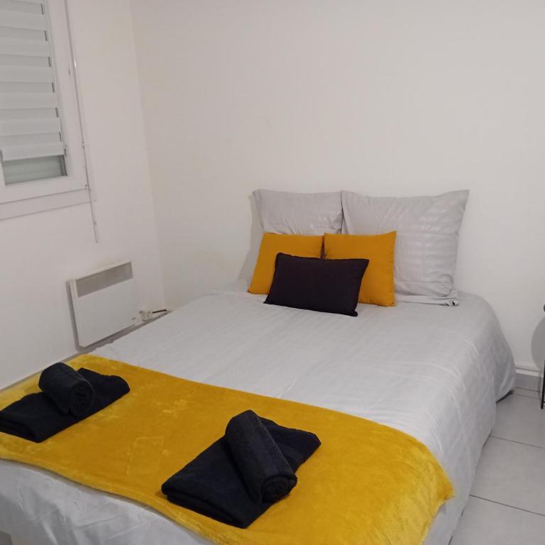 Bas de villa proche plages et calanques - Apartment - Erdgeschoss - 4