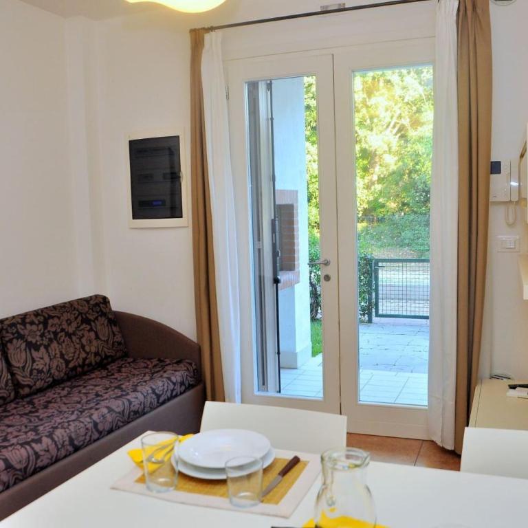 Wonderful flat with solarium and swimming pools - Appartamento - 11
