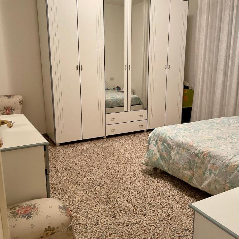 Rimini Holiday Apartment - Appartamento con 2 Camere da Letto - 12