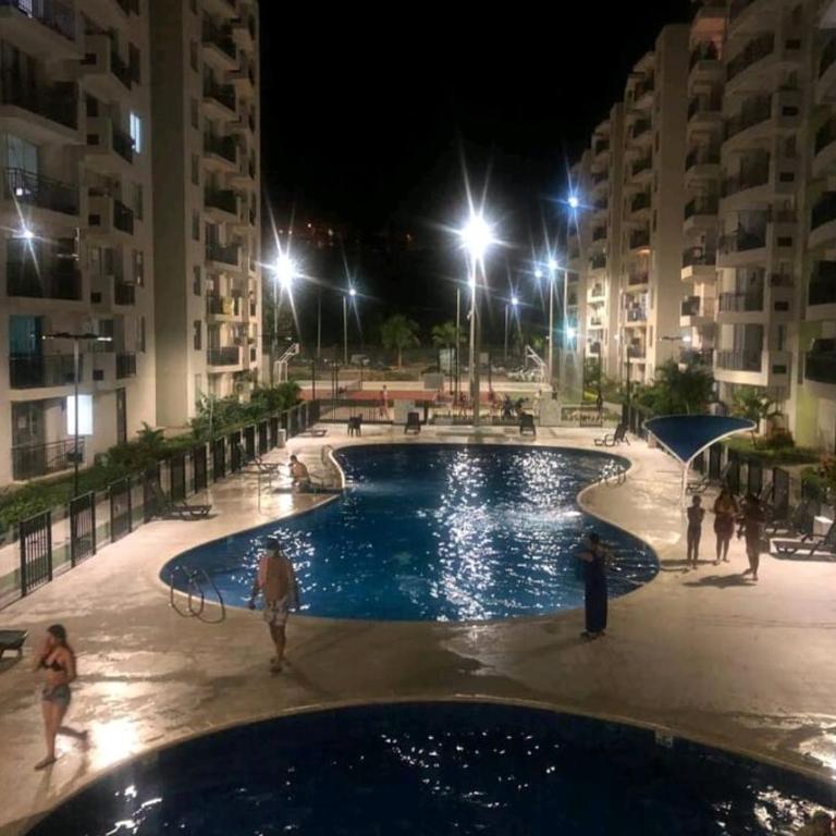 Apartamento full amoblado ricaurte - Apartamento de 2 dormitorios - 7
