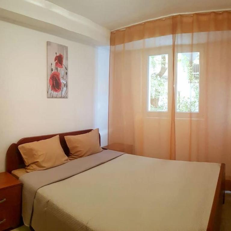 Apartment with a garden Petrovac - Two-Bedroom Apartment - 9