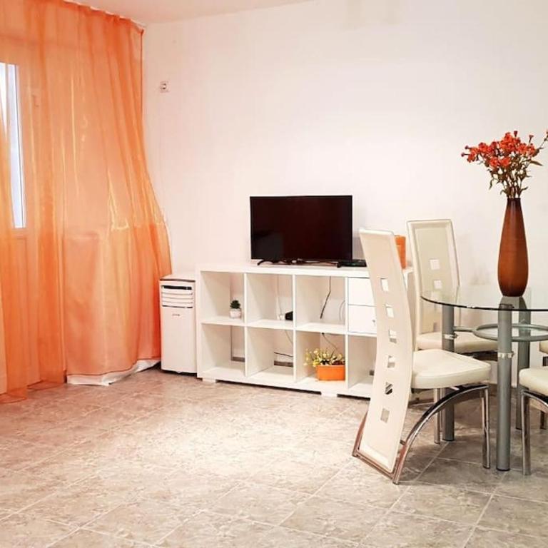 Apartment with a garden Petrovac - Two-Bedroom Apartment - 5