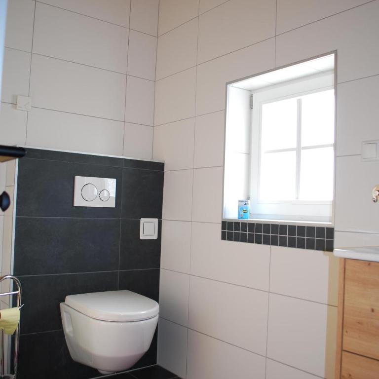 Ferienhaus Schirgi - Holiday Home with bathroom - 2