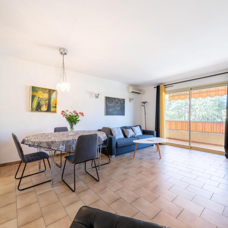 Hello Côte d'Azur - Spacieux 3 pieces a 5 min des plages - Appartement 2 Chambres - 3