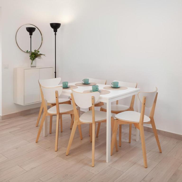 Boliches Ulises Apartment by Alfresco Stays - Three-Bedroom Apartment - 4