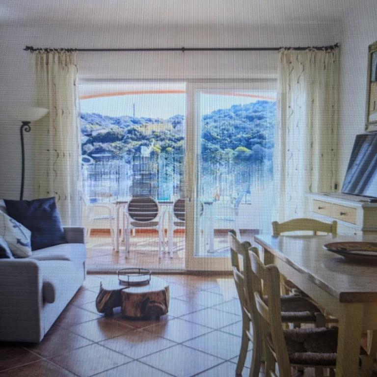 Santa Teresa Harbour Apartment - Two-Bedroom Apartment - 9