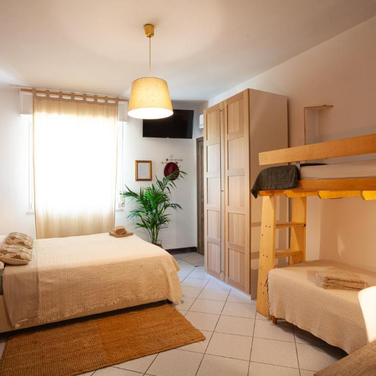 B&B La Volpina - Camera Familiare con Bagno - 1