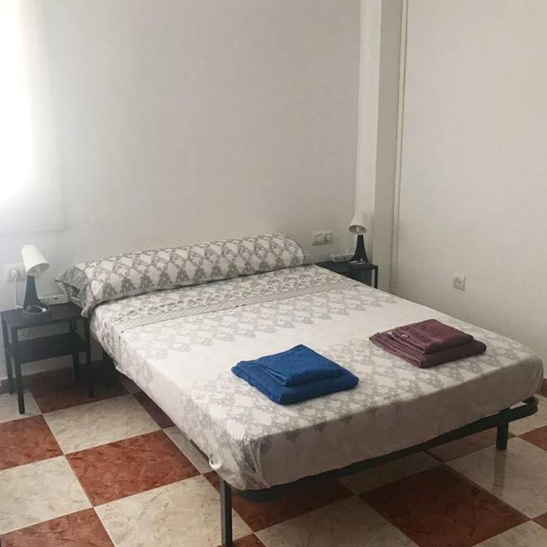 Piso fresco y luminoso en Cádiz - Apartamento de 3 dormitorios - 7