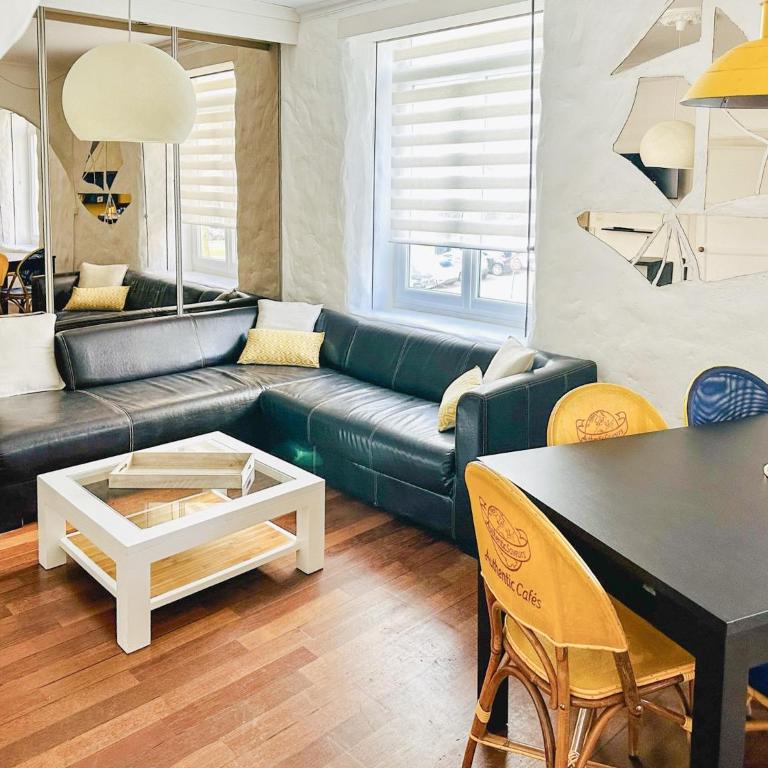 Spacieux appartement en centre-ville des Sables - 6 pers - Apartment - 10
