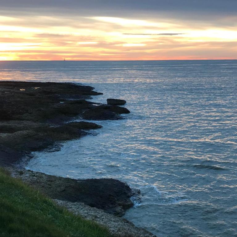 Devant la mer et la plage de ROYAN PONTAILLAC, 4chambres 2 à 8 personnes - Villa - 7