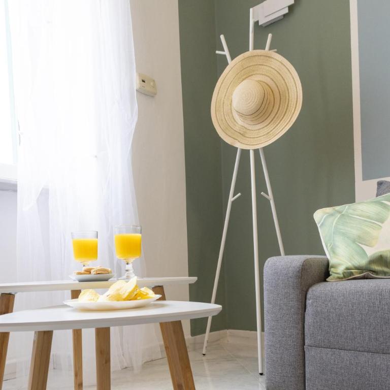 Verde Salmastro - Two-Bedroom Apartment - 3