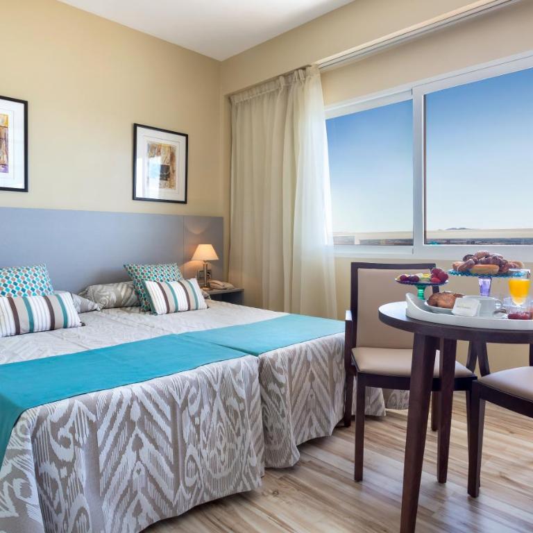 Hotel Izán Cavanna - Habitación Doble Superior (2 adultos + 1 niño) - 1 o 2 camas - 4