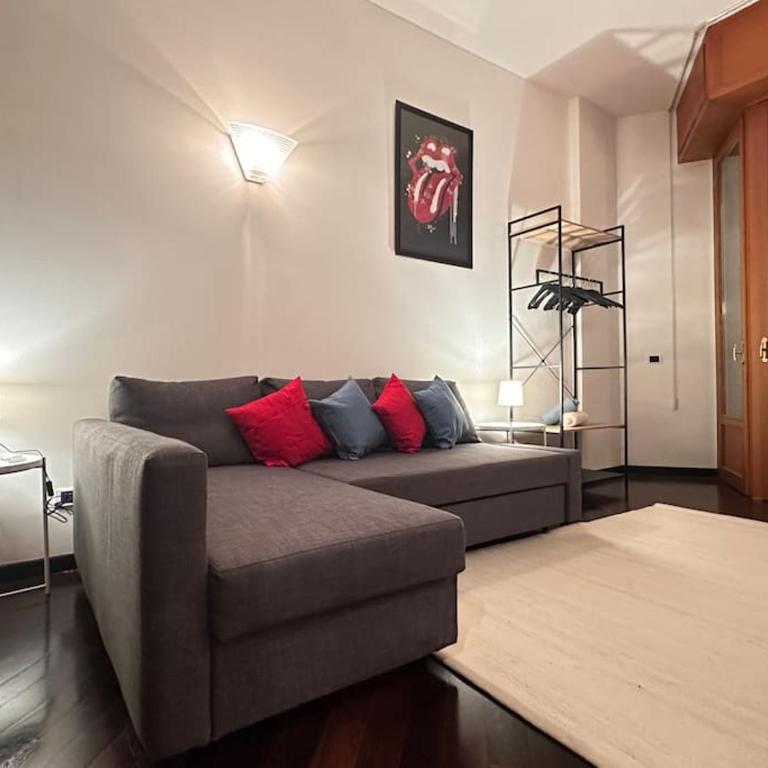 [Jacuzzi-idrotherapy] [Duomo 5 min] [QCTerme 100m] - Appartamento con 2 Camere da Letto - 10