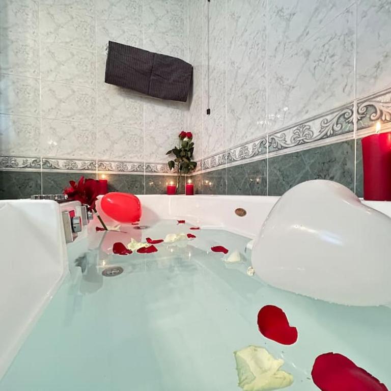 [Jacuzzi-idrotherapy] [Duomo 5 min] [QCTerme 100m] - Appartamento con 2 Camere da Letto - 11