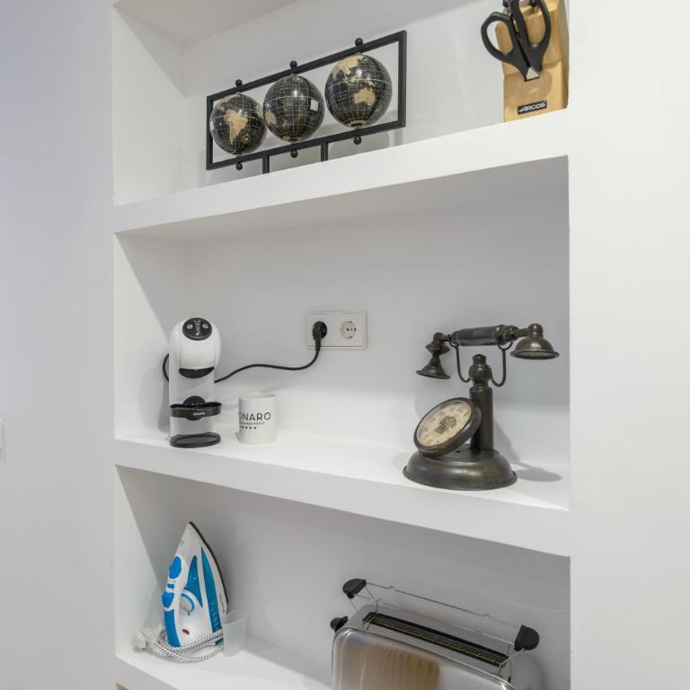 Gran Via NEW 2BR 1BTH Elevator - Two-Bedroom Apartment - 30