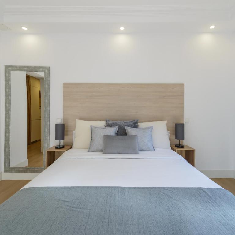 Gran Via NEW 2BR 1BTH Elevator - Two-Bedroom Apartment - 32