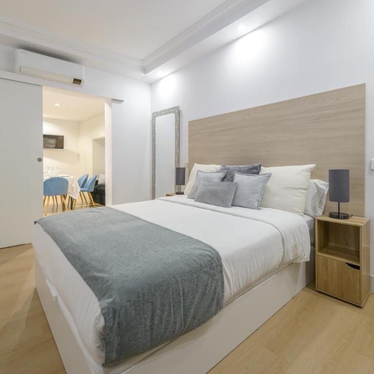 Gran Via NEW 2BR 1BTH Elevator - Two-Bedroom Apartment - 36