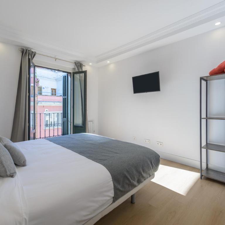 Gran Via NEW 2BR 1BTH Elevator - Two-Bedroom Apartment - 52