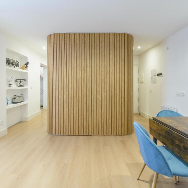 Gran Via NEW 2BR 1BTH Elevator - Two-Bedroom Apartment - 24