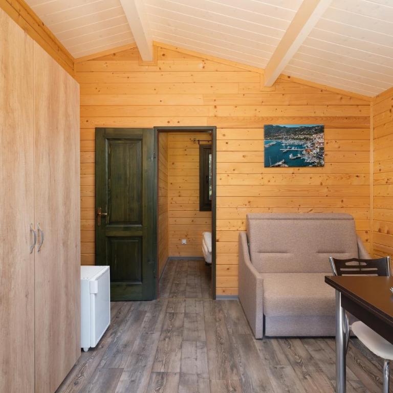 Feriendorf La Mora - Chalet 2 Chambres - 6