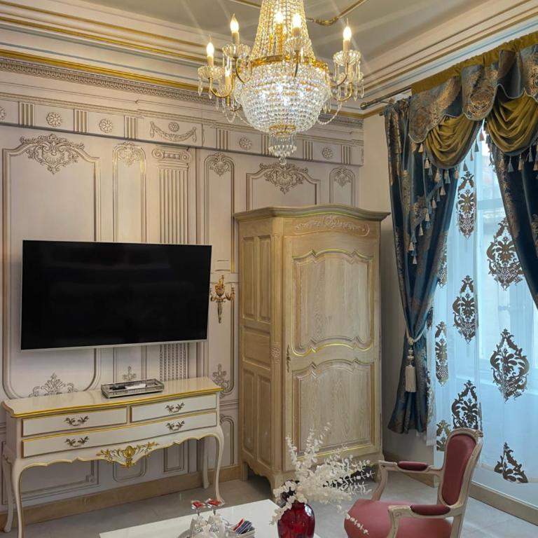 Suite Présidentielle Maison de L'Église - One-Bedroom Apartment - 5