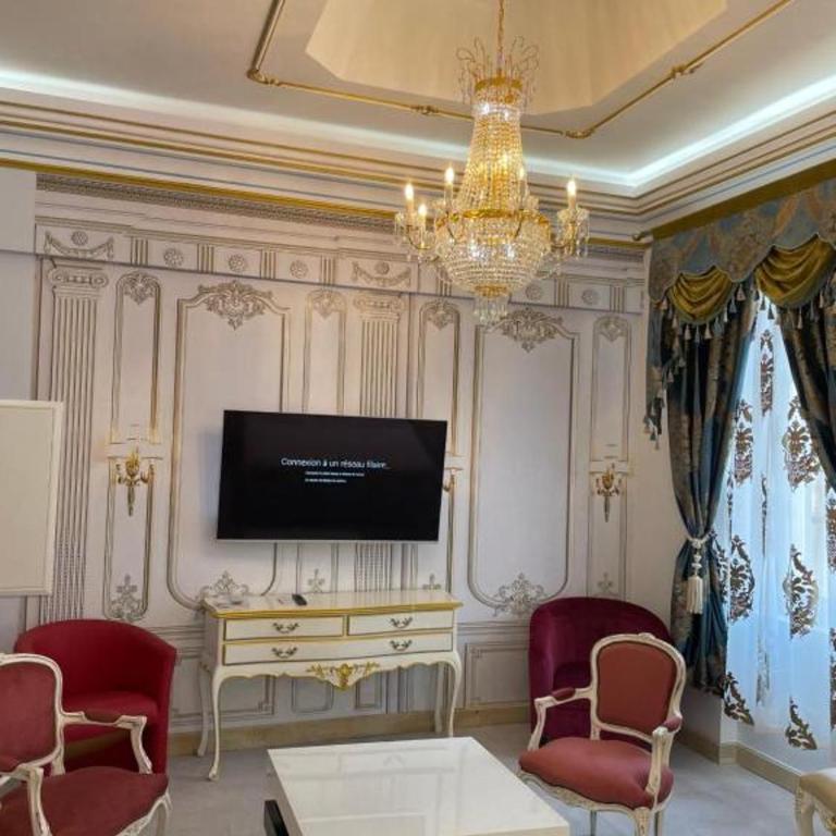 Suite Présidentielle Maison de L'Église - One-Bedroom Apartment - 4