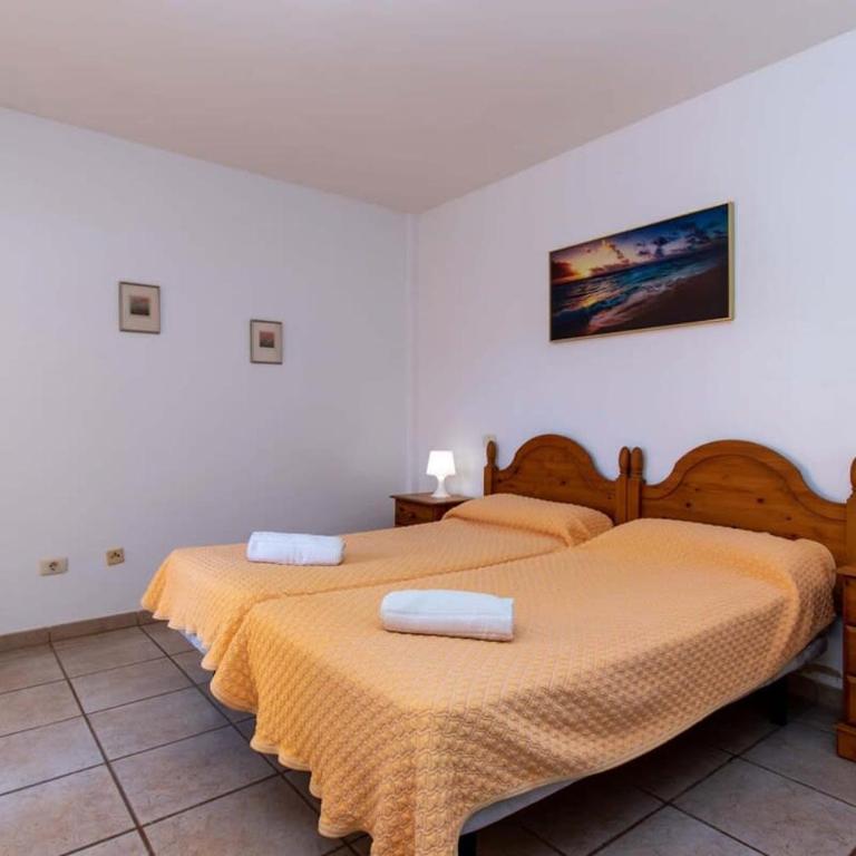 Benimar 13 - Two Bed overlooking the pool - Apartment - 17