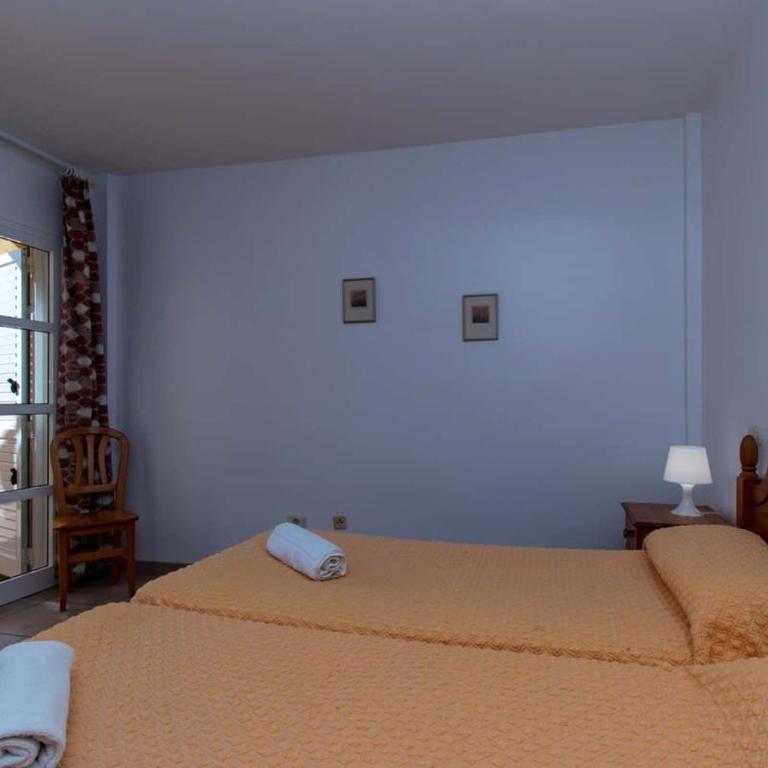 Benimar 13 - Two Bed overlooking the pool - Apartment - 22
