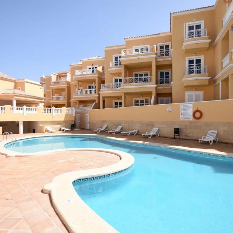 Benimar 13 - Two Bed overlooking the pool - Apartment - 31