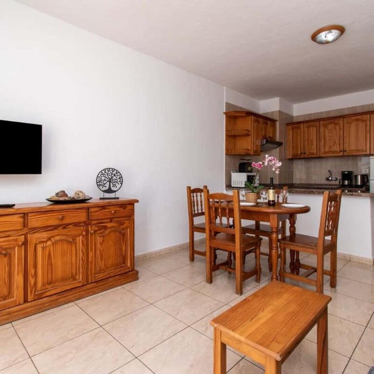 Las Floritas 22 - One Bed ground floor with pool view - Apartamento - 7