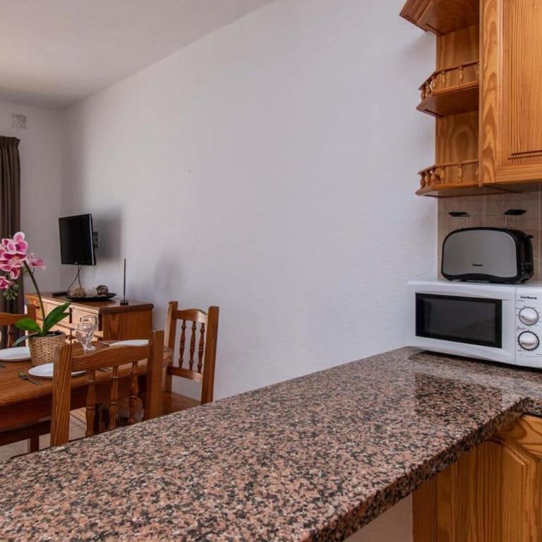 Las Floritas 22 - One Bed ground floor with pool view - Apartamento - 16