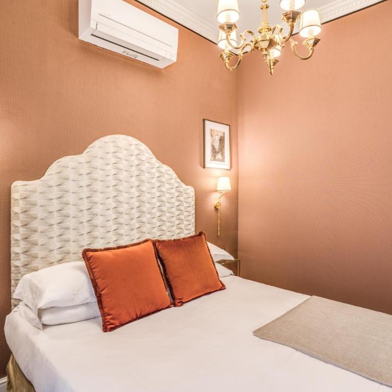 Antica Residenza Del Corso - Standard Double Room - 5