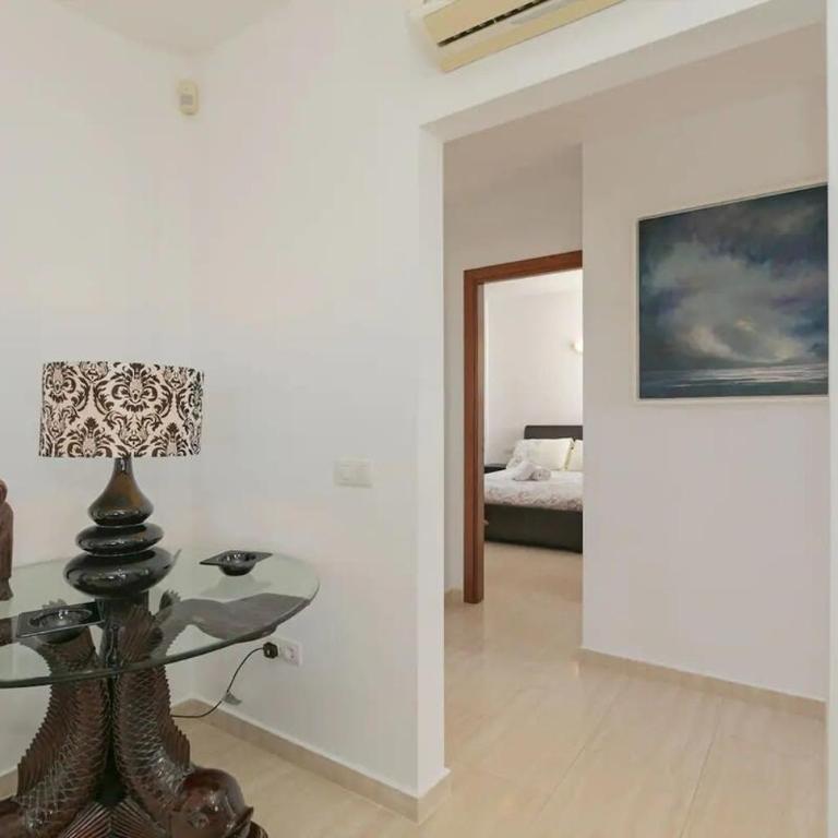 Villa Athena with private heated pool and sea views - Villa - 16