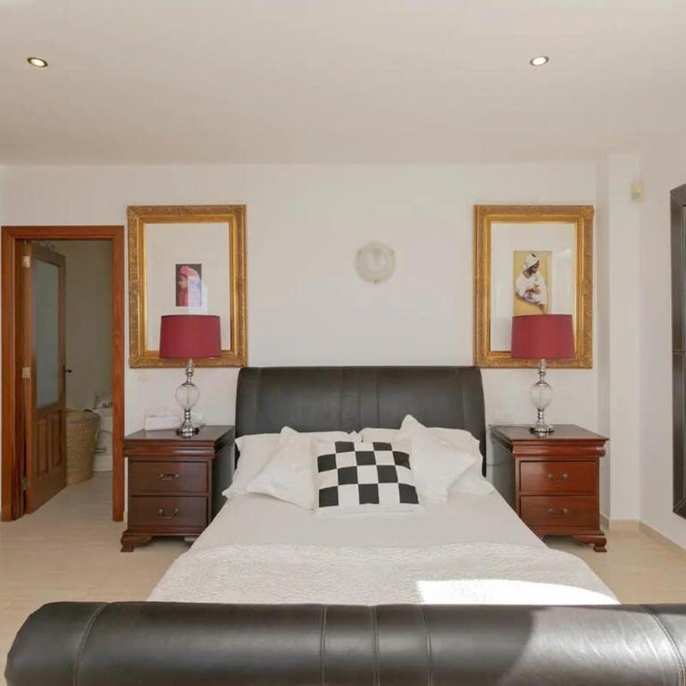 Villa Athena with private heated pool and sea views - Villa - 21