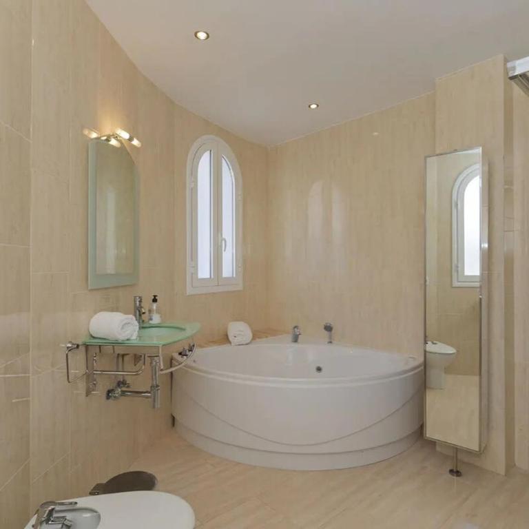 Villa Athena with private heated pool and sea views - Villa - 27