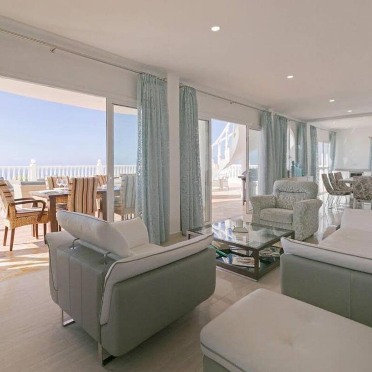 Villa Athena with private heated pool and sea views - Villa - 74