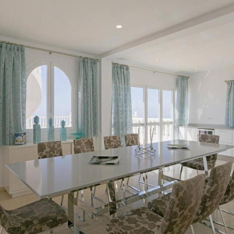 Villa Athena with private heated pool and sea views - Villa - 76