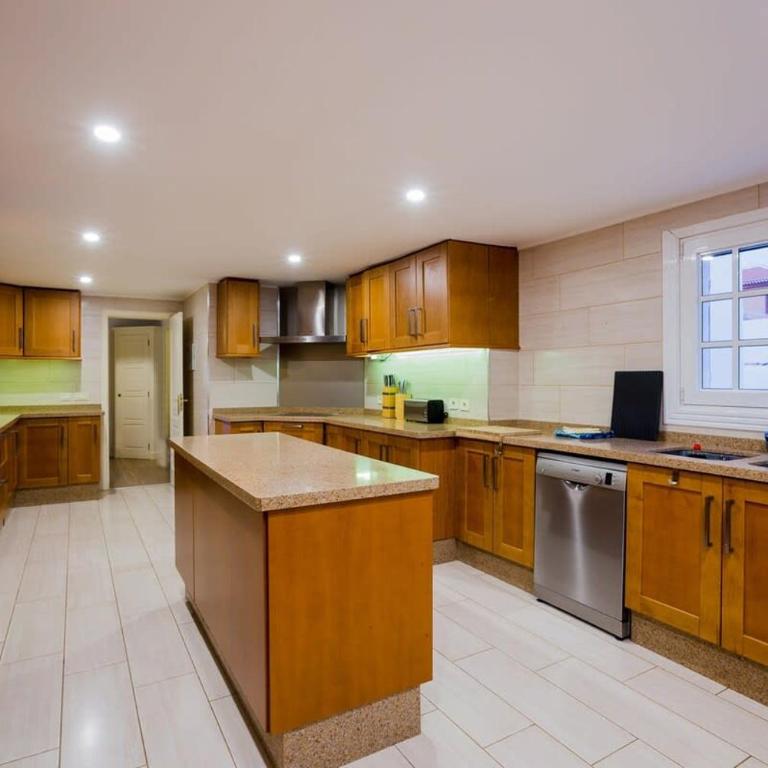 Villa Freesia with heated pool and air conditionin - Villa - 7