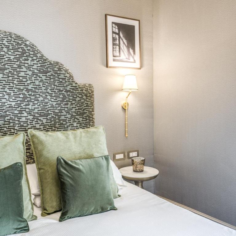 Antica Residenza Del Corso - Deluxe Triple Room - 4