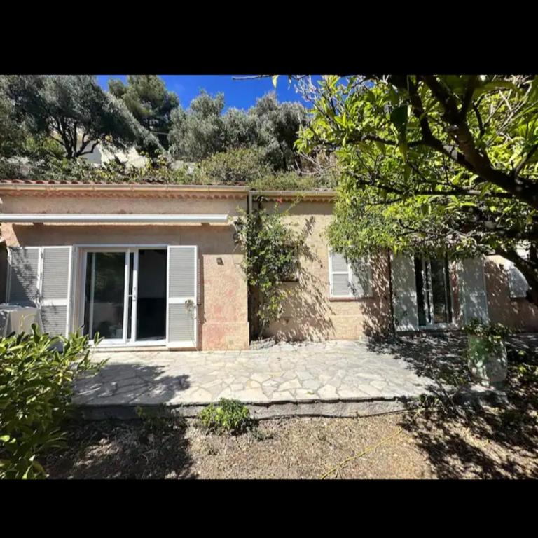 10 min de Monaco petite maison avec jardin vue mer et rocher de Monaco - Maison 1 Chambre - 11