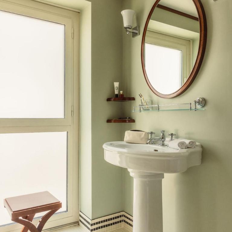 Hôtel Des Grands Voyageurs - Suite Junior - 8