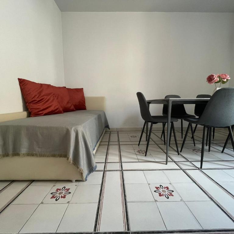 Dimora Vico Storella - Camera Familiare - 14