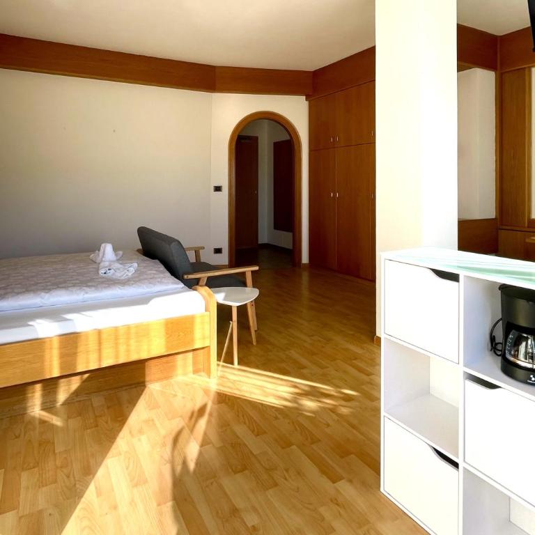 Hotel Garni Grüner Baum (Albero Verde) - Monolocale con Terrazza - 7