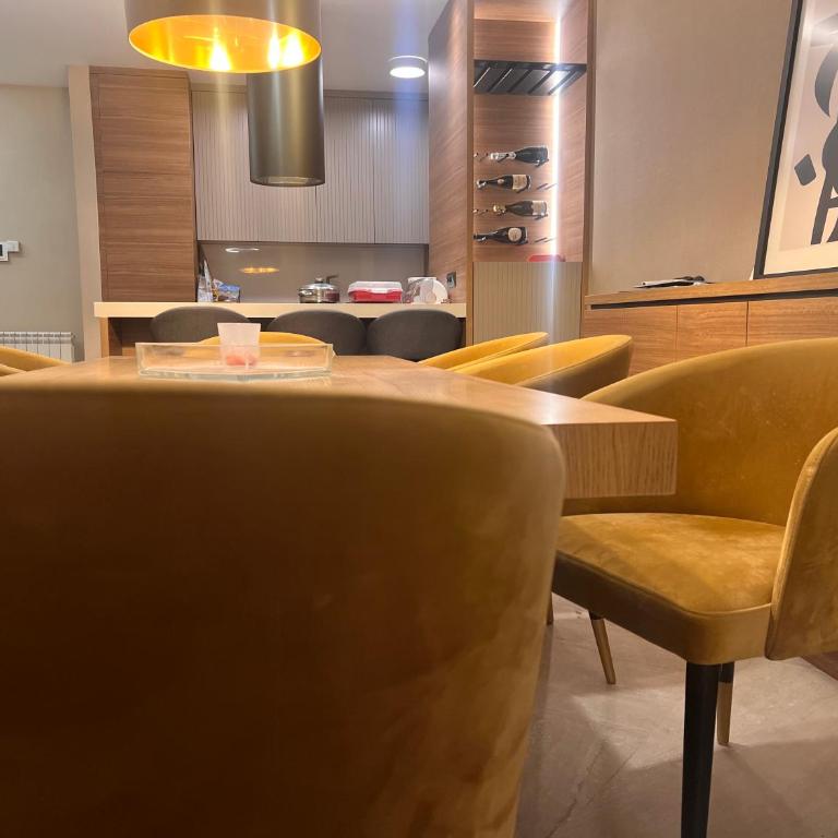 Autokomanda Large Family Apartment - Apartman sa 3 Spavaće Sobe - 7