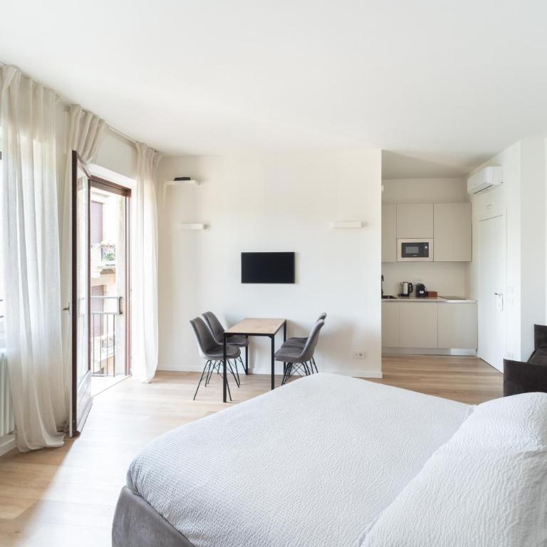 RGA Bergamo House - Monolocale con Terrazza - 5